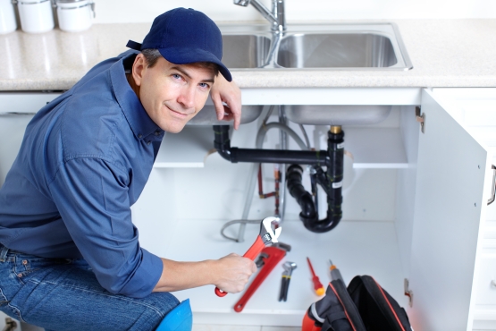 Reliable Pipe Pros team member at work